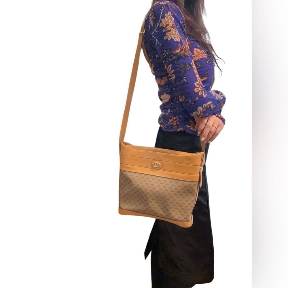 Gucci Gg canvas bucket crossbody bag